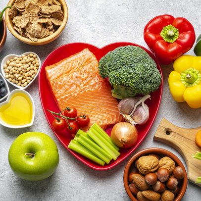 Nutricionista alerta sobre riscos à saúde em dietas hiperproteicas