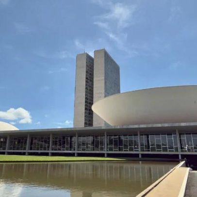 Janela partidária encerra nesta sexta com trocas que afetam forças na Câmara