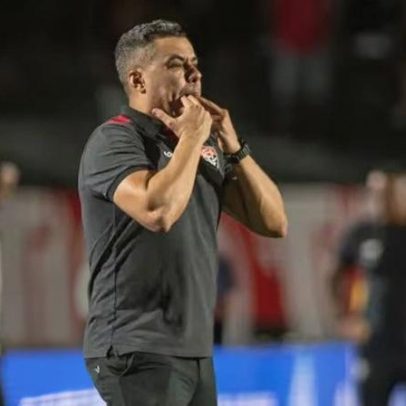 Vitória vence o São Paulo com domínio; treinador: placar ficou barato