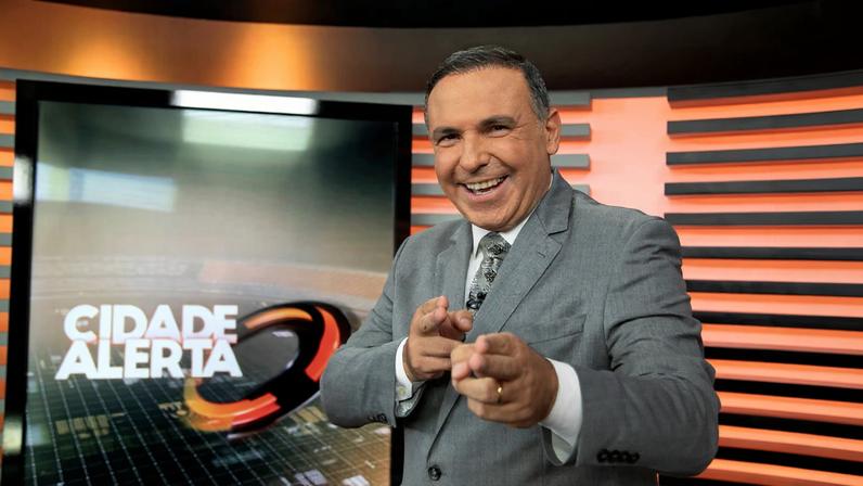 Reinaldo Gottino comanda o 'Cidade Alerta'.