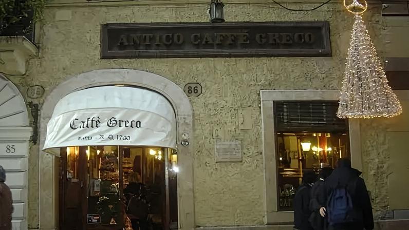 Antico Caffè Greco servia seus clientes na Via dei Condotti, em Roma, desde o século XVIII
