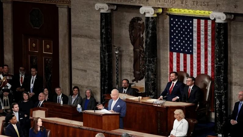 Rei Charles III discursa nesta terça-feira (28) no Congresso dos Estados Unidos | Reuters