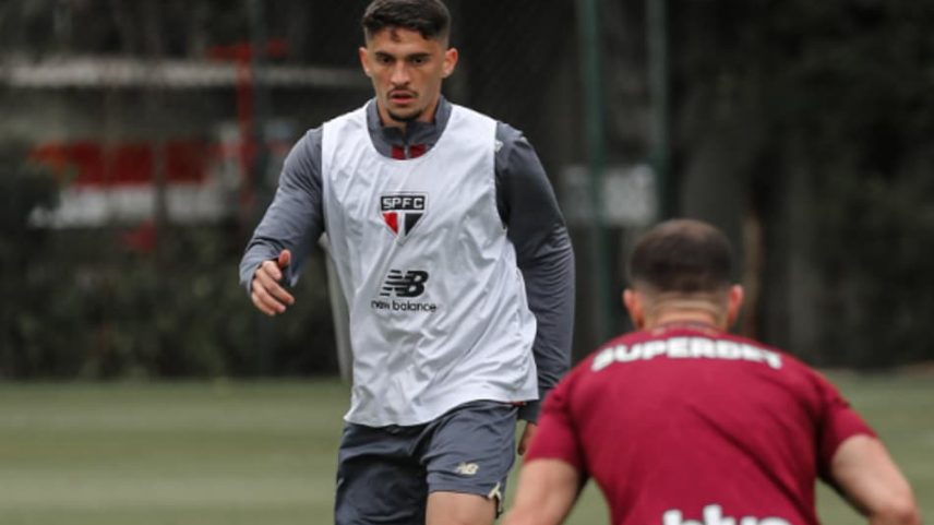Pablo Maia fraturou duas regiões do rosto (Foto: Erico Leonan / São Paulo FC)