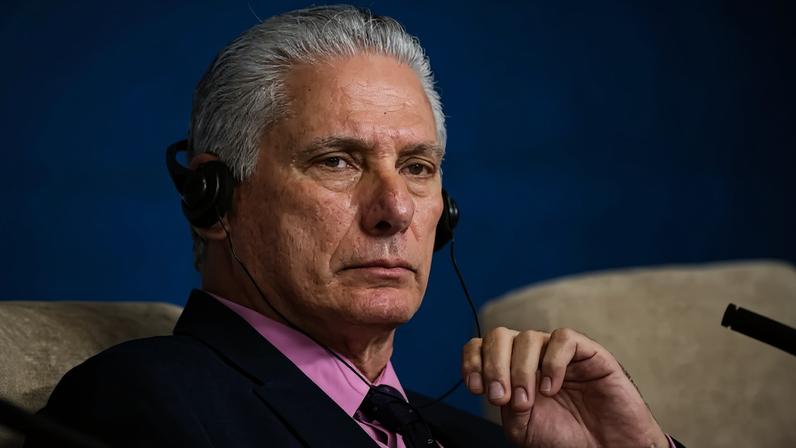 Presidente de Cuba, Miguel Díaz-Canel, durante fórum econômico em Minsk, em Belarus 26/06/2025 Sputnik/Sergey Bobylev/Pool via REUTERS