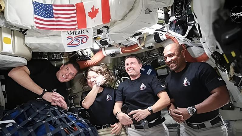 NASA’s Artemis II Crew Flies Around the Moon