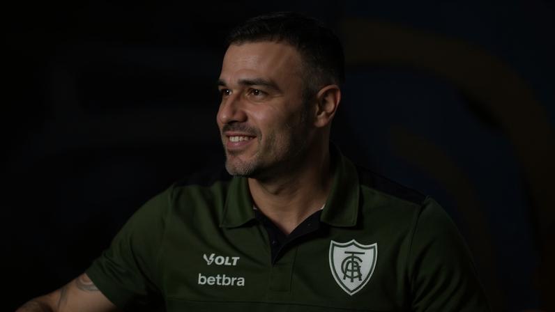 Roger Silva é o novo treinador do América-Mg (Foto: Divulgação/ Oficial)