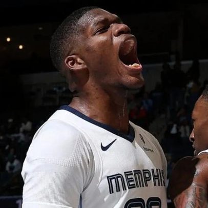Grizzlies igualam recorde em derrota contra Cavaliers
