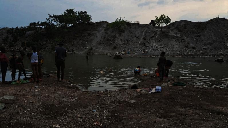 Relatório da ONU aponta custos desproporcionais da transição para energia limpa