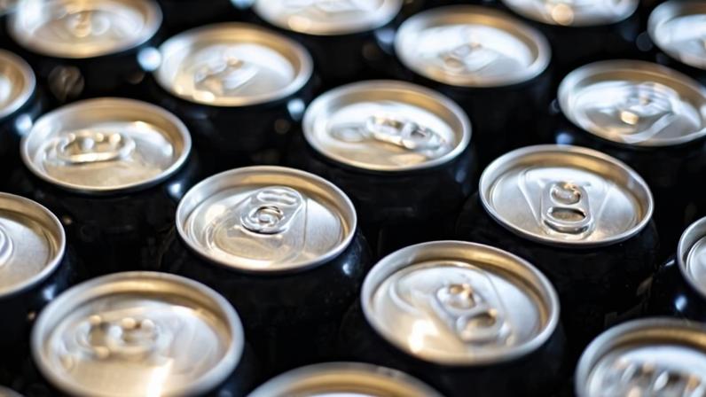 The aluminium can shortage is reported to be looking at a potential ₹11,500 crore disruption as stock from major suppliers falls to just 10–20% of normal capacity.