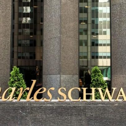 Charles Schwab lança oferta de Bitcoin e Ethereum para clientes