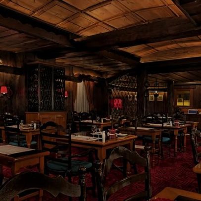 Restaurantes de Hong Kong brindam ao vinho suíço