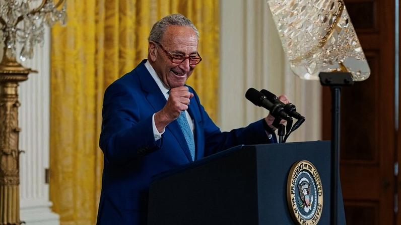 Senador norte-americano cobra FIFA por transporte público na Copa