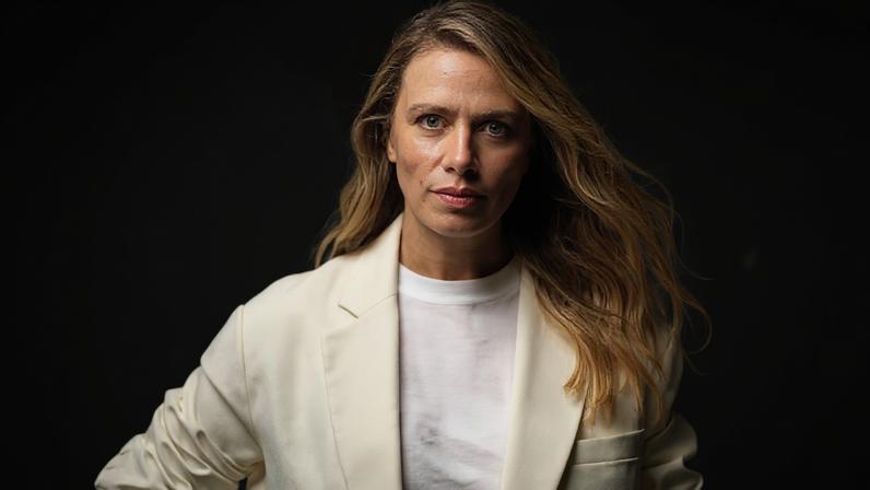Francesa Claire Le Bleis, presidente global da marca L’Oréal Professionnel: “O Brasil é o mercado de cabelo mais sofisticado do mundo”