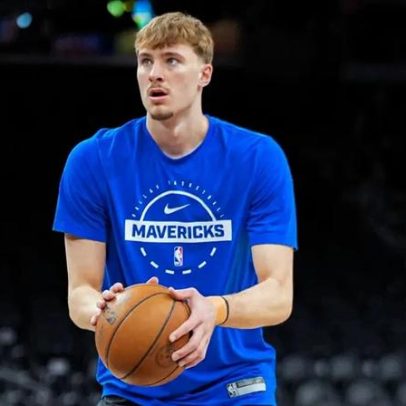 Bucks e Mavericks fora dos playoffs ficam em modo de espera