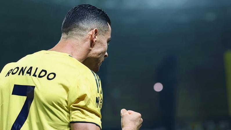 Cristiano Ronaldo marca duas vezes