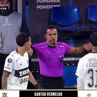 Após VAR, jogador do Platense é expulso; Corinthians fica com um a mais