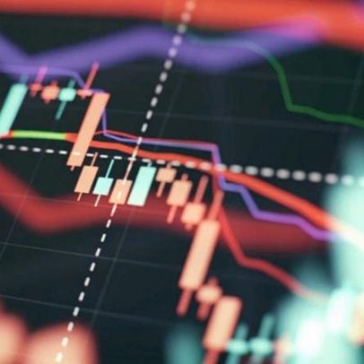 Ibovespa abre em alta com apoio de Petrobras, Vale e siderúrgicas
