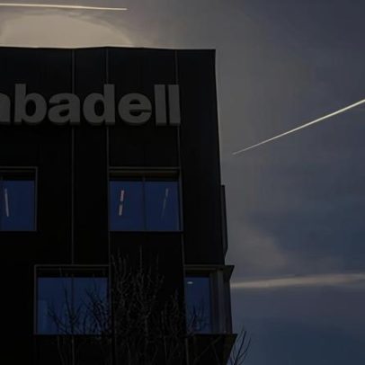 Sabadell mobiliza 90 bilhões em financiamento sustentável entre 2026 e 2030
