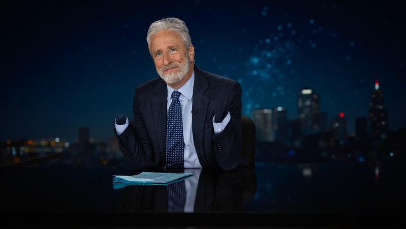 Jon Stewart comenta jantar dos correspondentes da Casa Branca: tiroteio interrompeu