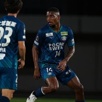 Clube japonês cobra dívida do Corinthians por zagueiro Cacá