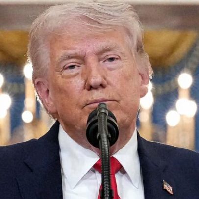 Trump adia prazo para Irã abrir estreito de Ormuz até terça-feira à noite