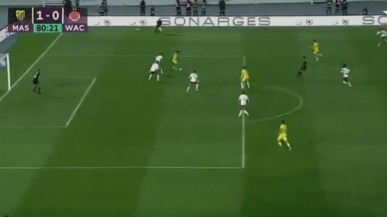 Jogador marcou golaço de letra no Campeonato Marroquino