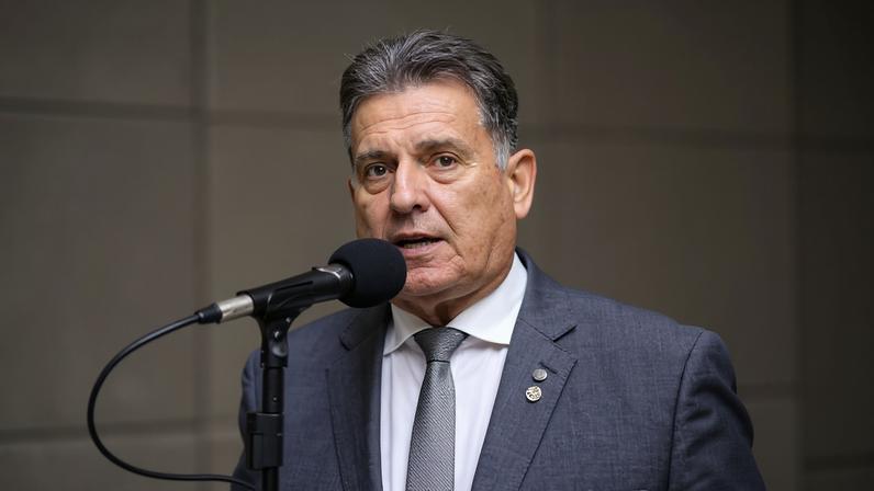 Deputado federal Coronel Meira (PL-PE) chegou a dizer que resolveria conflito 'no braço e na bala'