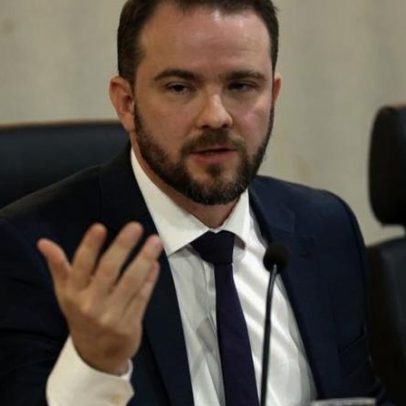Medidas para reduzir endividamento sairão após viagem de Lula, diz Durigan