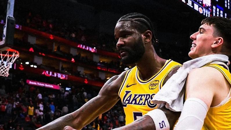 Haslem tenta motivar Ayton após críticas