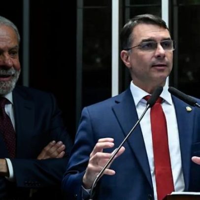 Lula e Flávio Bolsonaro empatam em eventual 2º turno, aponta Datafolha