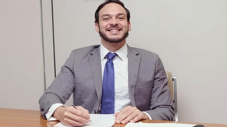De acordo com o Ministério Público, o ex-parlamentar foi denunciado por organização criminosa e corrupção