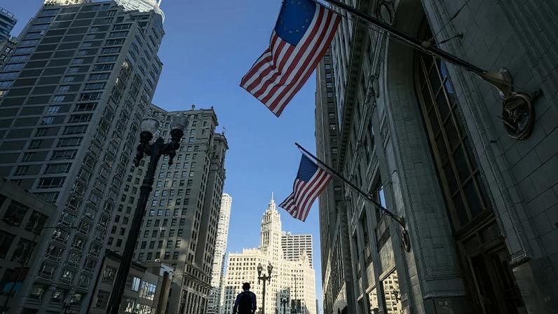 Estoques empresariais dos EUA caem inesperadamente em janeiro