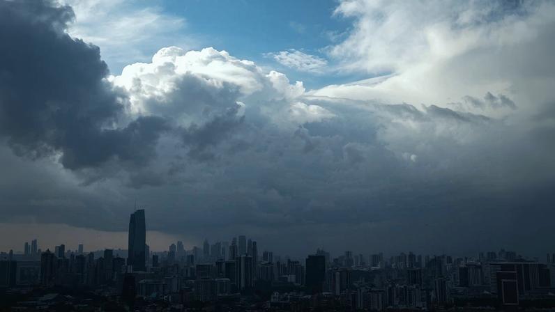 Chuva volta a São Paulo no sábado após dias de tempo firme