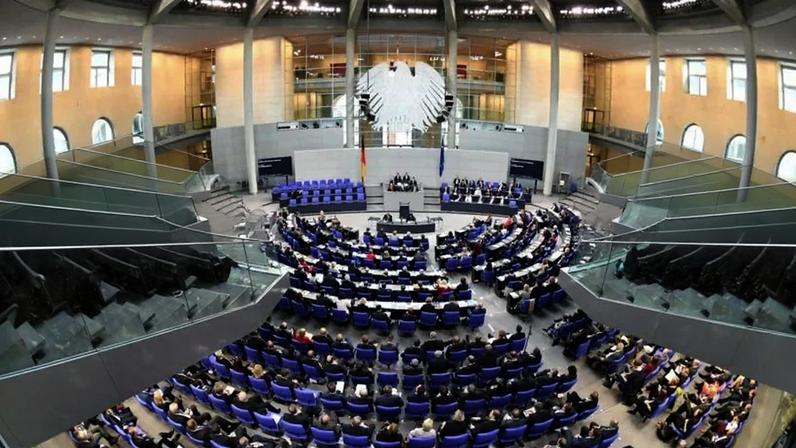 O inquérito no Parlamento alemão é importante porque ele trata de um assunto essencial para a humanidade: o direito sagrado que todo ser humano tem de não ser obrigado a sujeitar seu corpo a um experimento