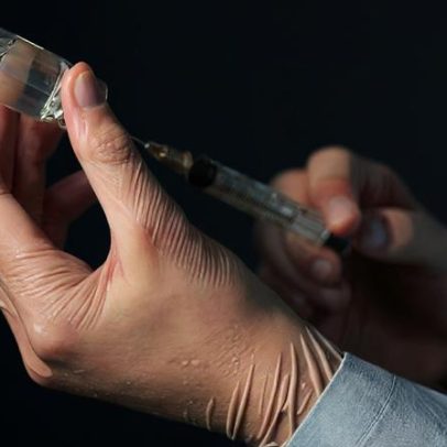 Injeção semestral pode substituir remédios diários para pressão alta