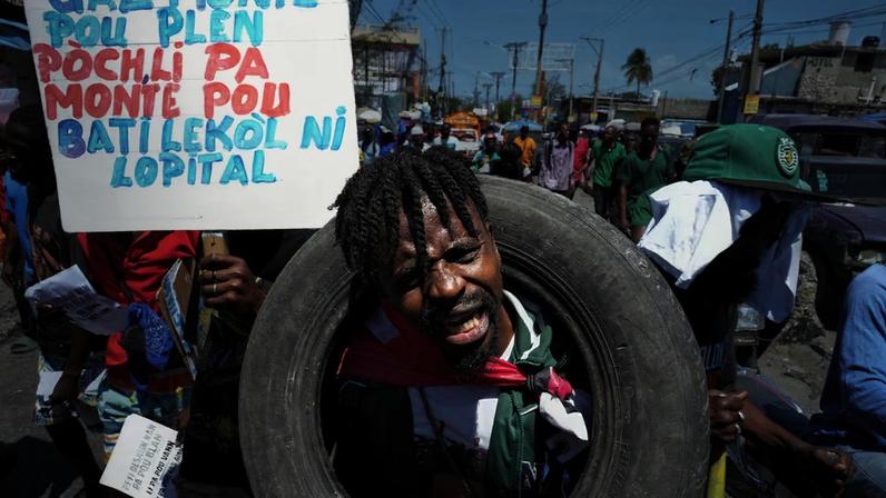 Guerra no Irã causa série de protestos, tumultos e até morte em países muito dependentes do petróleo