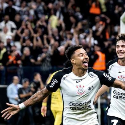 Corinthians domina Penãrol em jogo sob Diniz e mantém 100% na Libertadores