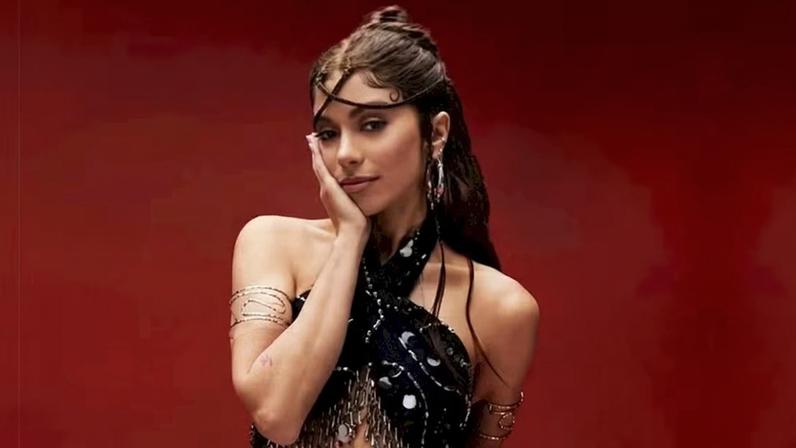 Anitta faz história com novo álbum 'EQUILIBRIVM' e alcança o topo global do streaming