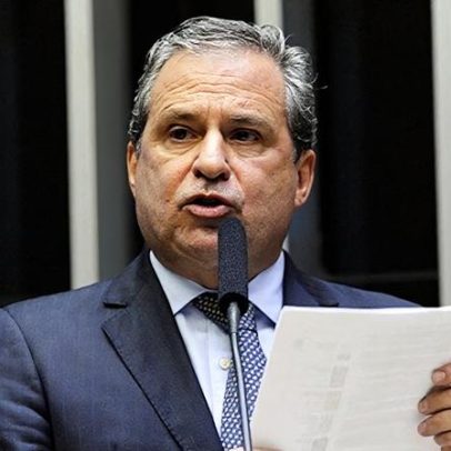 Tadeu Alencar deixa ministério do Empreendedorismo e aponta tensões no PSB