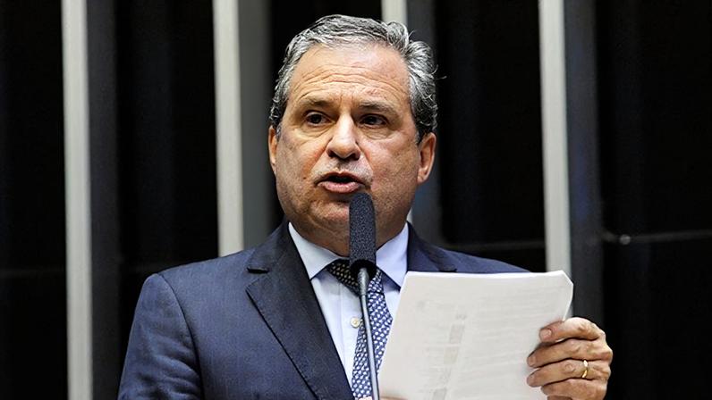 Procurador da Fazenda Nacional, ele salientou que o posto é uma 'honra para qualquer servidor público de carreira', mas que gerou 'tensões indesejadas' no seu partido