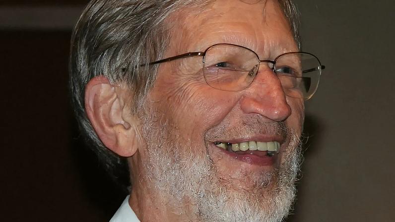 Filósofo que trouxe Deus de volta à universidade é apresentado