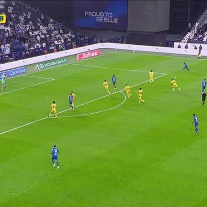 Marcos Leonardo recebe sobra de chute de Malcom e empata pelo Al-Hilal