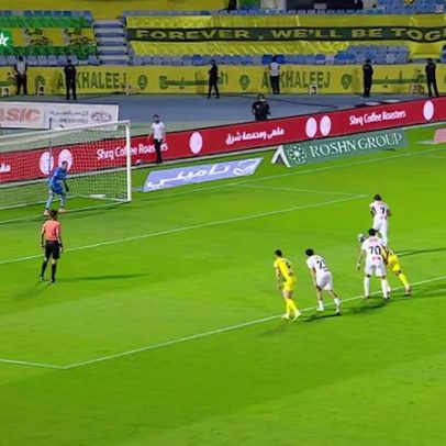 Al Khaleej e Al Najma empatam 1-1; pênalti de Lázaro Marques é desperdiçado