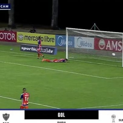 Dudu aproveita falha defensiva e empata o Atlético-MG na Sul-Americana