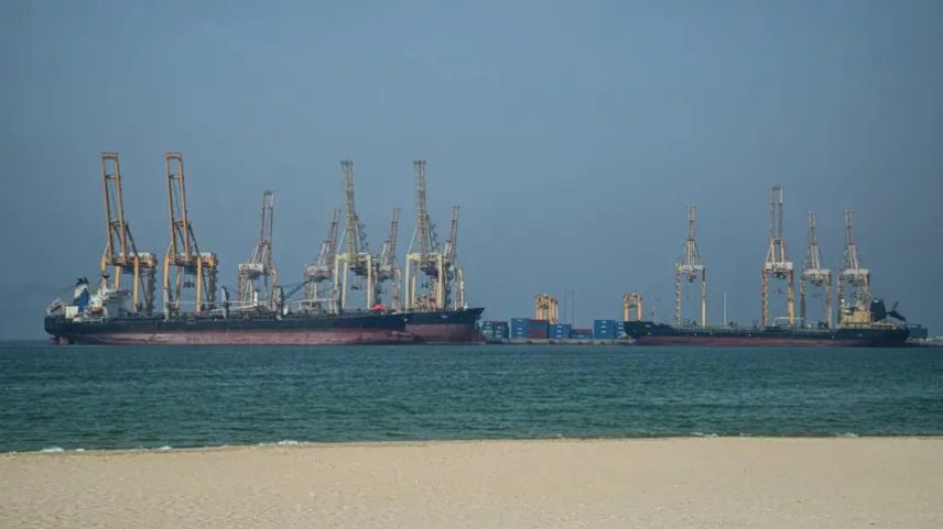 Emirados Árabes anunciam saída da Opep e da aliança com produtores a partir de maio