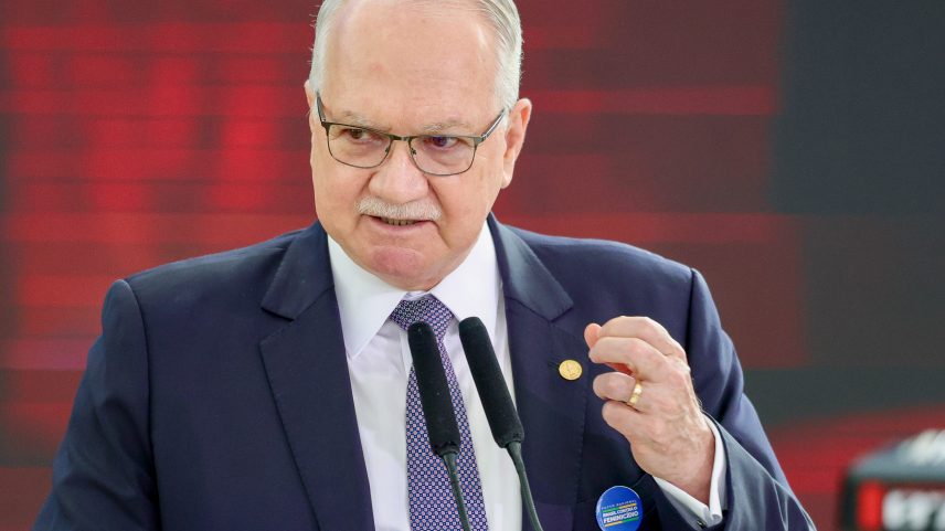 Fachin reage a veto histórico, ressalta respeito ao Senado e pede serenidade na sucessão da vaga