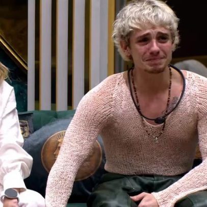 Tadeu Schmidt revela morte para a casa no BBB 26 e emociona participantes