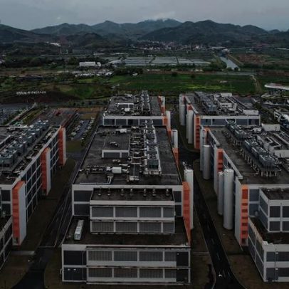 Big techs desapropriam terras para ampliar data centers, aponta custo geográfico