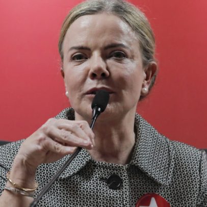 Gleisi acusa Caiado, Tarcísio e Bolsonaros de traidores da pátria