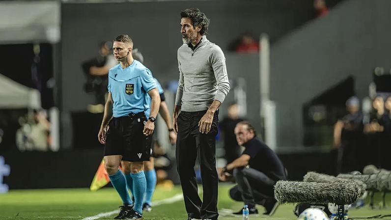 Eduardo Domínguez x Santos (Foto: Pedro Souza / Atlético)